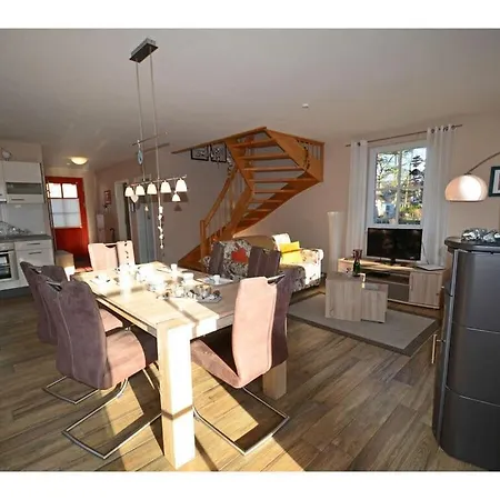 Ferienhaus Strandlaeufer Comfortable Glowe